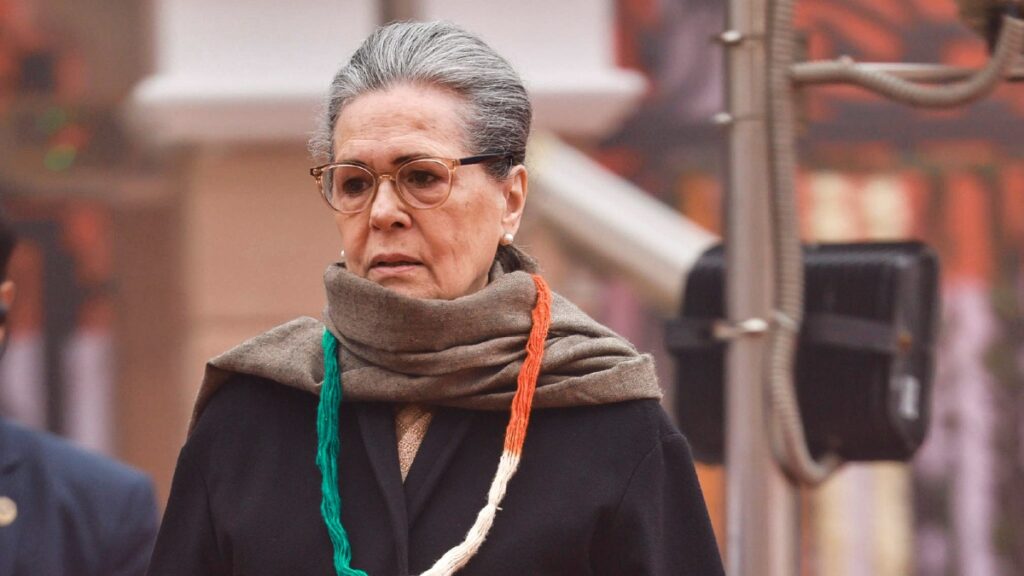 Sonia Gandhi admitted to Gangaram Hospital, under the supervision of doctors team - India tv hindi