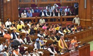 यूपी बजट 2025 : योगी सरकार के नेतृत्व में स्वास्थ्य सुविधाएं और इंफ्रास्क्ट्रचर में हुआ बड़ा बदलाव