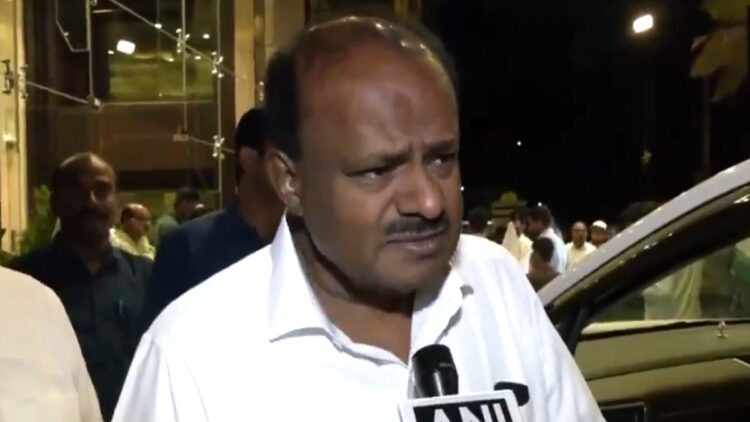 Union Minister HD Kumaraswamy shocks, SC refuses to cancel the corruption case - India tv hindi