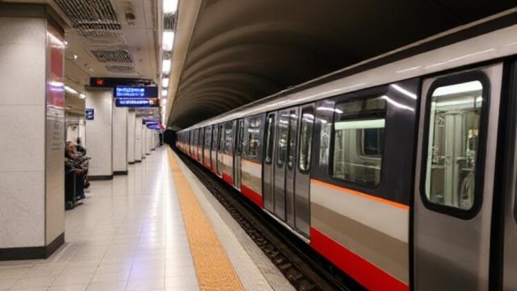 Very good news for metro passengers! Fare reduced by 30 percent in this city - India tv hindi