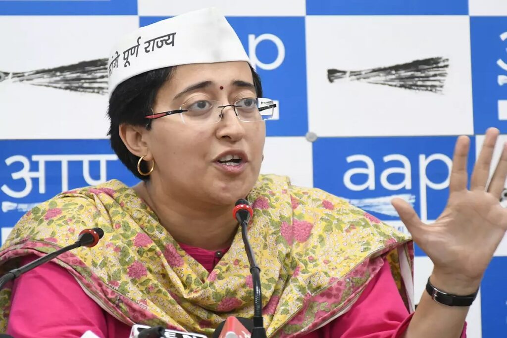 Will atishi become lop in Delhi Assembly: Atishi will hand over the responsibility of the Leader of Opposition, Arvind Kejriwal or will put the seal on any other name?