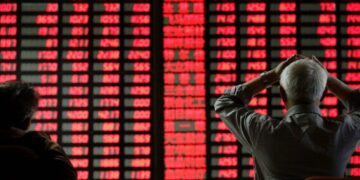 ₹ 5.80 lakh crore wasted in 1 hour, Nifty reached below 22,300 amid terrible decline - India tv hindi
