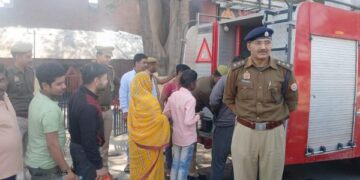 Kasganj: I missed a bath in Sangam? Get Mahakumbh water sitting at home