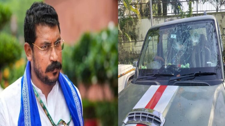 250 people of ABVP on Chandrashekhar Azad attacked, dozens of vehicles also damaged - India tv hindi