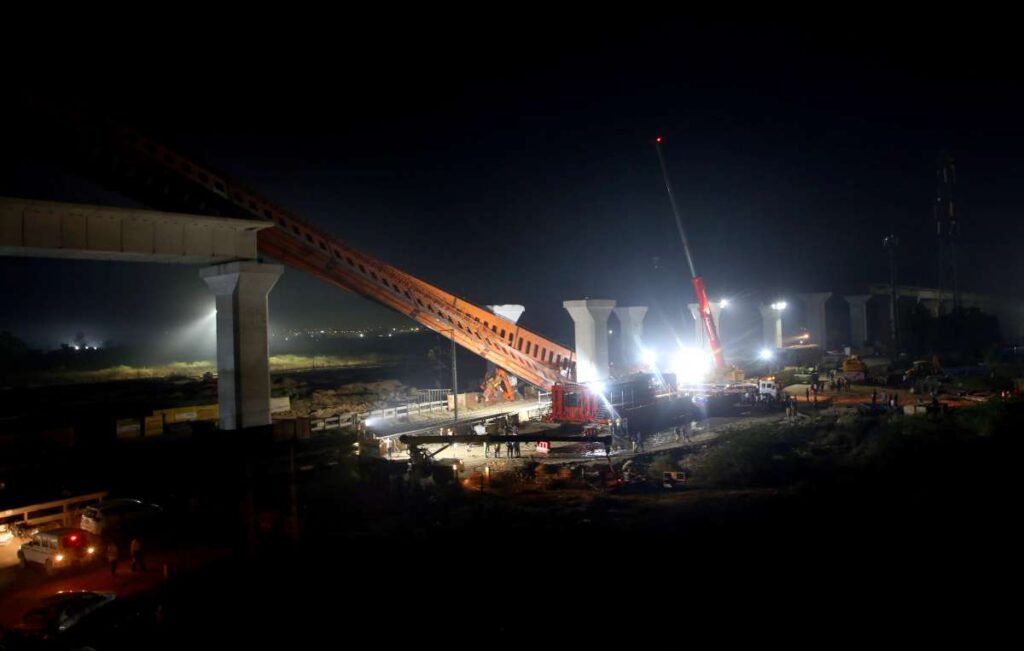 Accident occurred on bullet train project site, many trains canceled; Revenge many root of many - India tv hindi