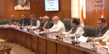 Amit Shah on Manipur: The central government took another step on Manipur, Amit Shah issued this important order, free movement of public should be ensured in manipur from 8 March directs home minister amit shah