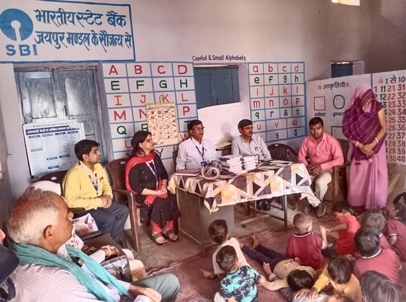 Anganwadi center Khudiana got repair work done by SBI Bank