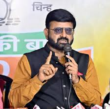 भाजपा ने झारखंड में कानून-व्यवस्था पर उठाए सवाल, कहा- गैंगस्टर्स पर नकेल कसे सरकार
