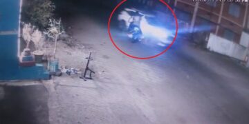 Bike riders dodge death, car and two -wheele
