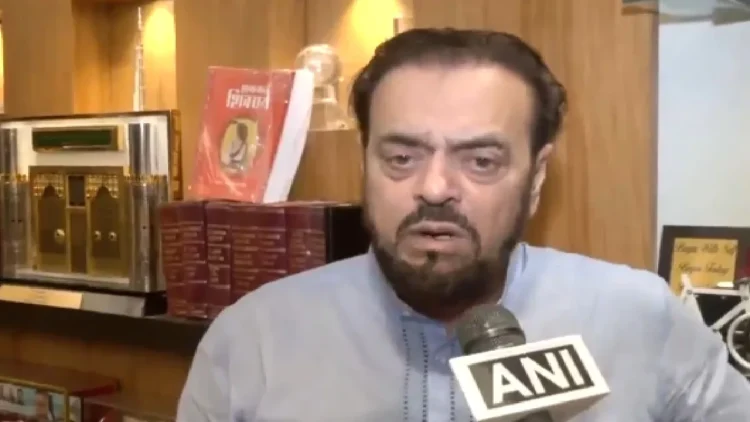 Case filed on Abu Azmi: SP leader Abu Azmi's lyrics changed as soon as the case was registered on praising Aurangzeb, I said- I did not say anything against Hindu brothers, case on sp leader abu azmi for praising mughal rular aurarangzeb