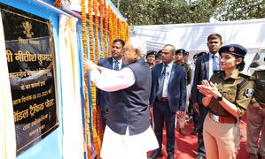 Chief Minister Nitish Kumar inaugurated four model traffic posts in Patna
