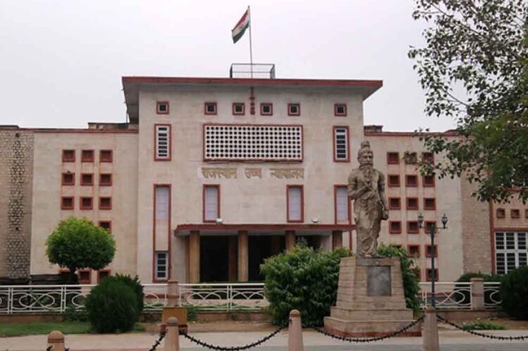 Chief Secretary Sudhanshu Pant and Principal Secretary Subir Kumar issued notice of contempt of High Court