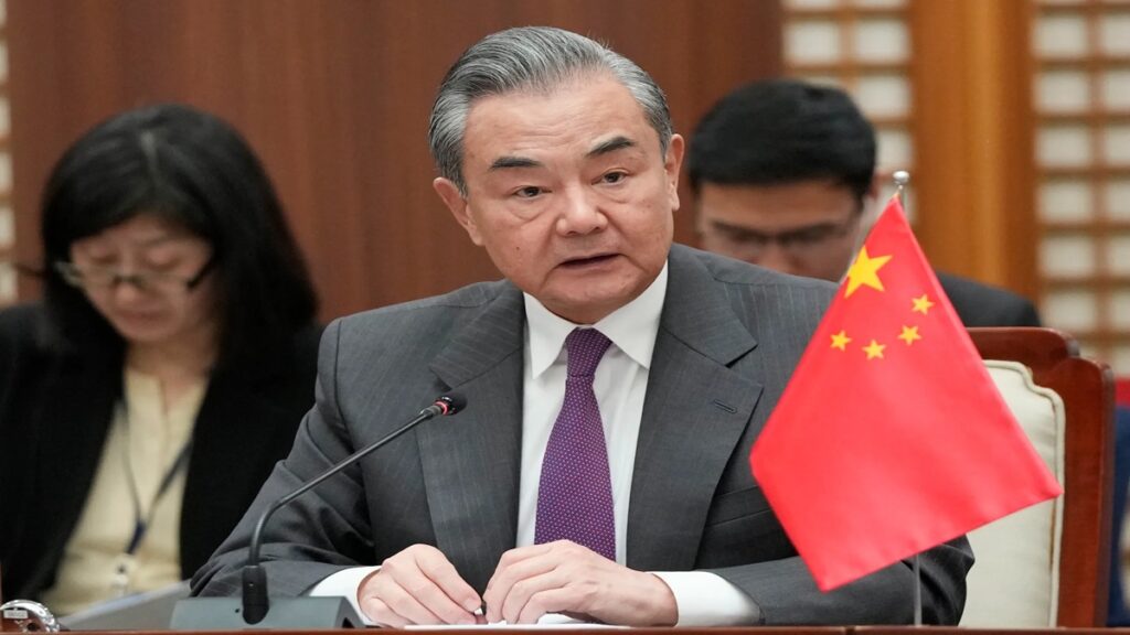 China's Foreign Minister said- America will continue to get a befitting reply to arbitrary tariffs - India tv hindi