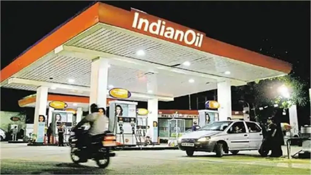 Delhi BJP Government's Big Decision to Reduce Air Pollution: After March 31, vehicles will not get more than 15 years old vehicles at petrol pumps of Delhi, petrol-diesel, after March 31, Vehicles Older Pumps.