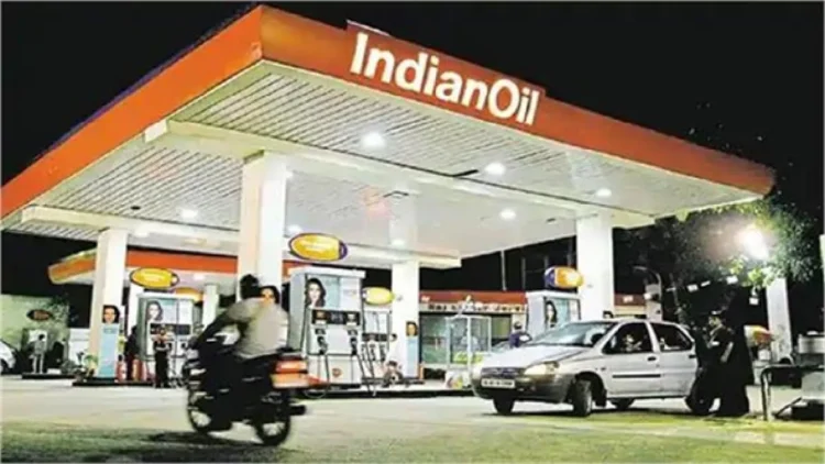 Delhi BJP Government's Big Decision to Reduce Air Pollution: After March 31, vehicles will not get more than 15 years old vehicles at petrol pumps of Delhi, petrol-diesel, after March 31, Vehicles Older Pumps.