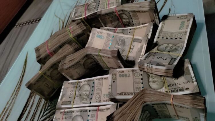 Deposit ₹ 5 lakh in Post Office and get fixed interest of ₹ 2,24,974, know the name of the scheme - India tv hindi