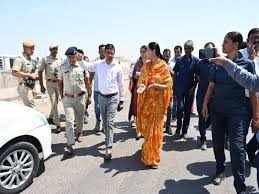 Dia Kumari reprimanded NHAI engineers, see why the highway work is so slow in the video