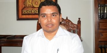 District Collector Abhishek Surana gets Scotch Award for the growing childhood program - 2025