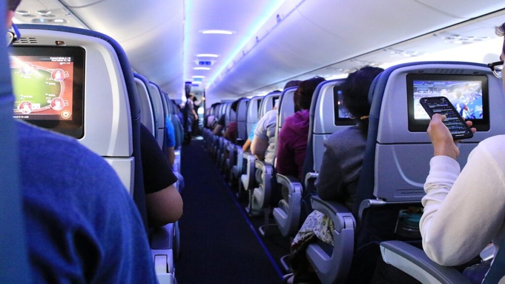 Flight fares in festivals and busy times are not acceptable to increase in flight fares: PAC - India tv hindi