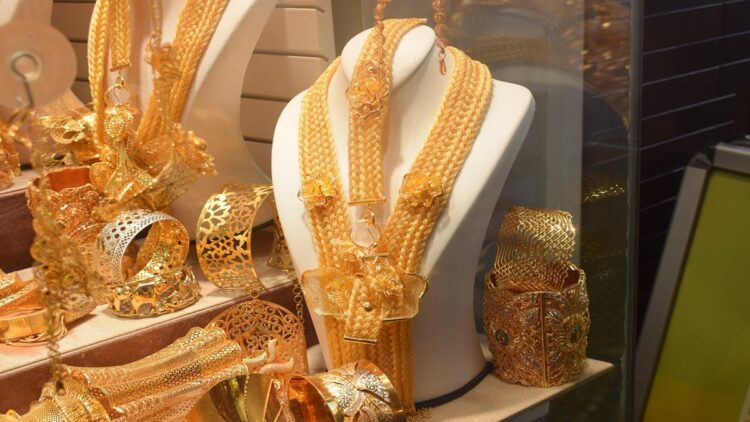 Gold Rate Today: Gold price has been so upset, today is a price for 10 grams - India tv hindi