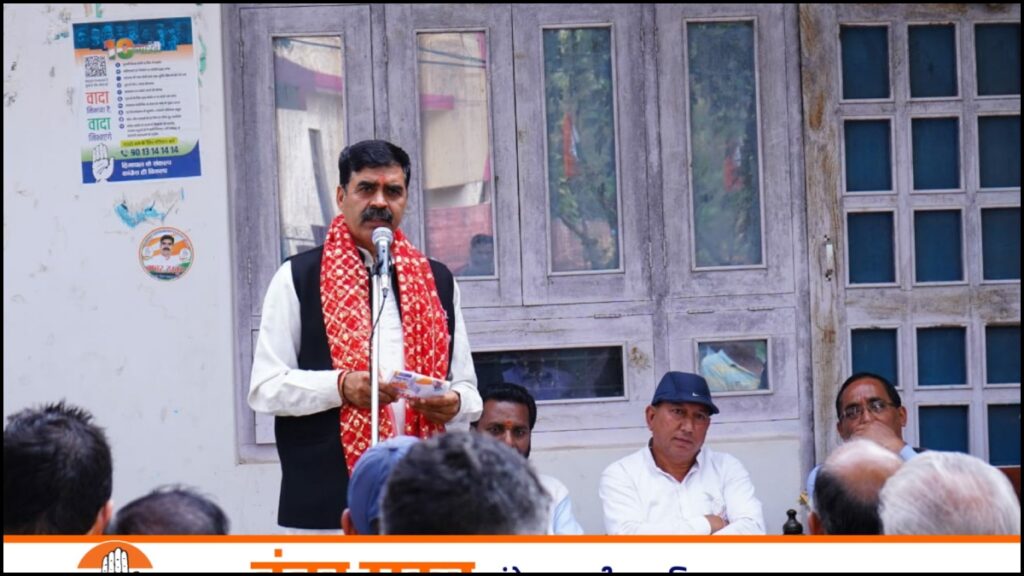 Himachal Pradesh: Firing on former MLA in Bilaspur, shot in foot, PSO also injured - India tv hindi