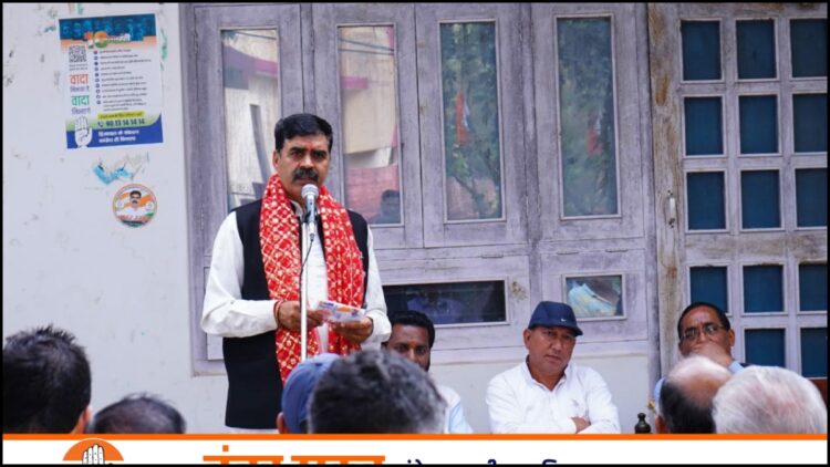 Himachal Pradesh: Firing on former MLA in Bilaspur, shot in foot, PSO also injured - India tv hindi