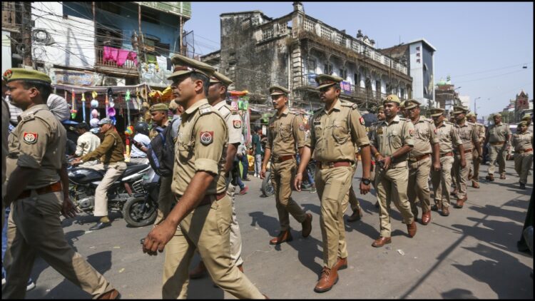 Holi prayers, strict security arrangements across the country, police patrolling increased - India tv hindi
