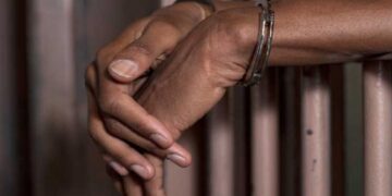 ISI Agent Arrested: 2 ISI agents arrested from Agra, Ravindra Kumar, who works in Ordinance Factory, was caught by Pakistan's handlers by holding the name of Neha Sharma, UPATS Arst Two isi agent from agra one is worker of ORDNANCE FACTORY