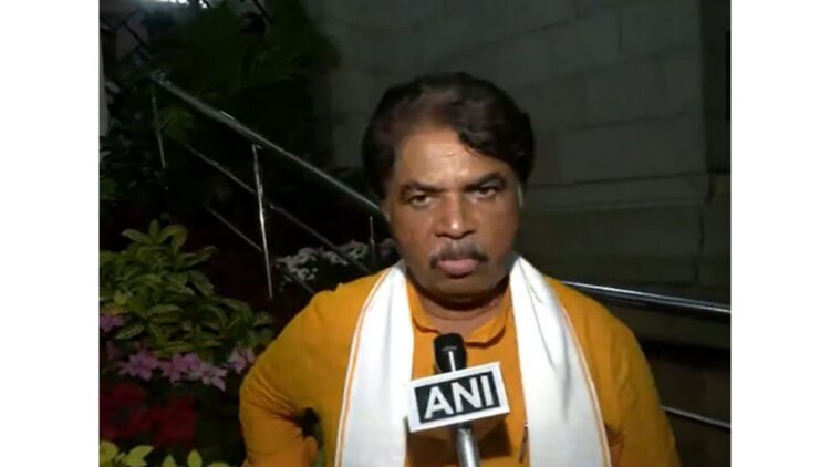 Karnataka Legislative Assembly passed a resolution against the Waqf (Amendment) Bill, BJP Leader of Opposition accused of 'appeasement politics'