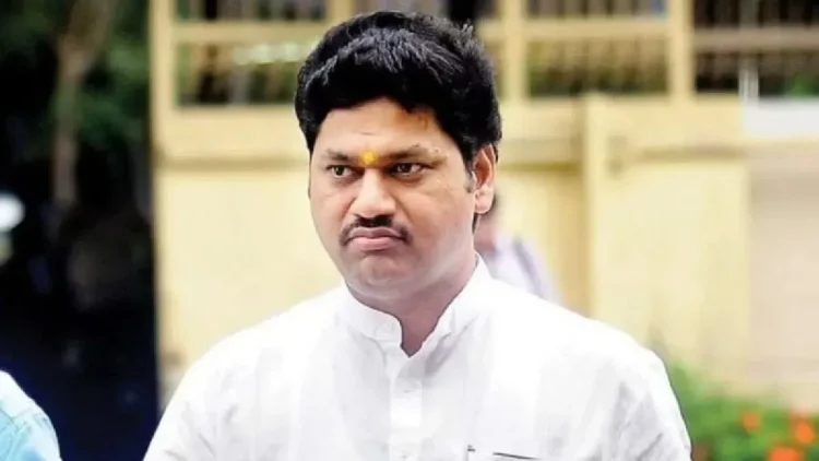 Maharashtra Minister Dhananjay Munde Resigns: Maharashtra Minister Dhananjay Munde resigned, know why had to leave the ministerial post, Maharashtra Minister Dhananjay Munde Resigns, KNOW WHY HED TOVEAN HAD to Leave