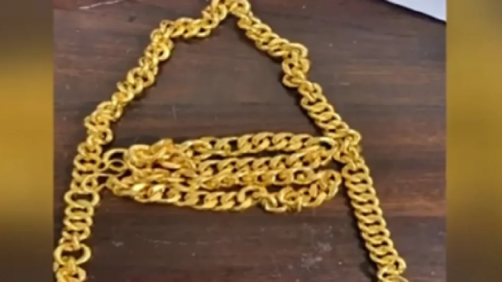 Man Held for Gold Smugggling: After actress Ranya Rao, now another gold smuggler caught at Bangalore Airport, this case will surprise you! airport bengaluru
