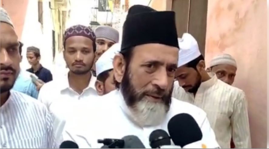 Maulana Tauqir Raza gave the message on the festival of Eid, said- May be the end of hatred, love becomes common