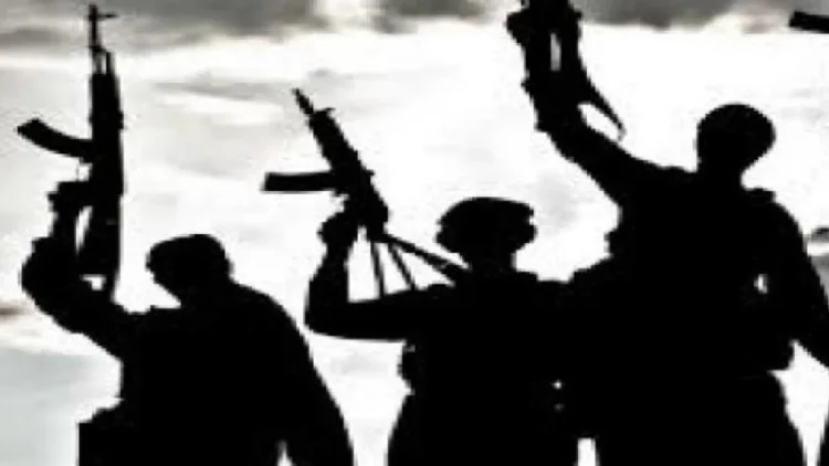 Militancy in Jammu and Kashmir: 60 terrorists of Lashkar, Jaish and Hizbul are active in Jammu and Kashmir, Army can do big operation after getting intelligence information, Jammu and Kashmir has 60 Active Militants of Hizbul Mujahideen Lashkar e Taiba and JAISH EOMAHAMED