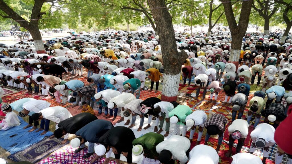 'Modi -Dhami' food kit, Uttarakhand Waqf Board's decision to be distributed among poor Muslims on Eid - India tv hindi