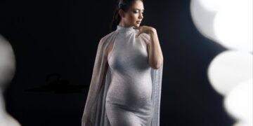 Mother will become 'Kumkum Bhagya' actress, flaunted baby bump - India tv hindi
