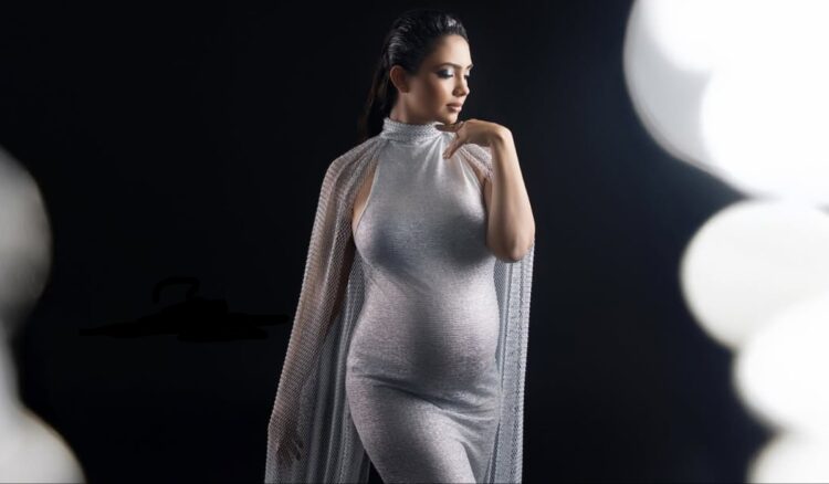 Mother will become 'Kumkum Bhagya' actress, flaunted baby bump - India tv hindi