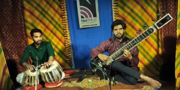 Net-thiat, raga Yemen's presentation echoed with sitar's notes