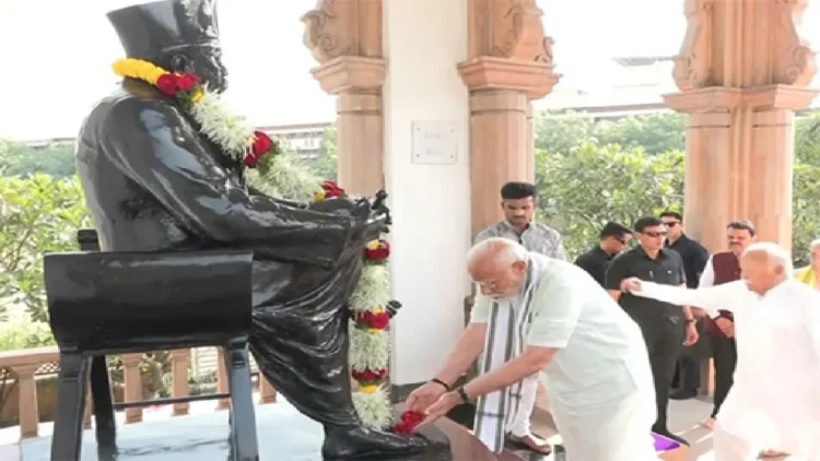 PM Modi in Smriti Mandir and Deekshabhoomi: PM Narendra Modi reached Smriti Mandir and Deekshabhoomi of RSS in Nagpur, said- inspiration is found in the national service, PM Modi visits smriti mandir of rss and deekshabhoomi linked with br Ambedkar in Nagpur in Nagpur