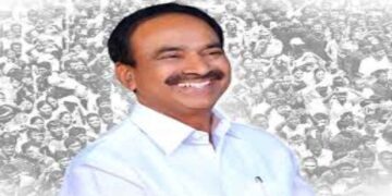 Politician Etela Rajender | Politician Etela Rajender Early Life | Politician Etela Rajender Education | Politician Etela Rajender Lifestyle | Etela Rajender Polotical Career | Etela Rajender as a Telangana Leader | News Track Hindi News | Latest Update Hindi Samachaar | Politician Etela Rajender Wikipedia: Etela Rajender is considered to be big leaders of Mudiraju community and backward classes: Know the political visit of a noted Telangana leader. News Track in Hindi