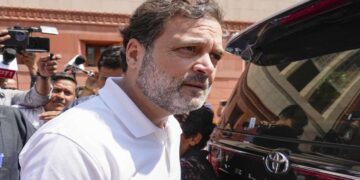 Rahul Gandhi is a British citizen? High Court fixed hearing date, know the whole matter - India tv hindi