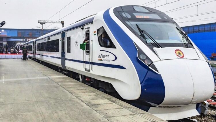 Railway News: Vande Bharat Express Special Train will run between Lucknow to Bihar station - India tv hindi