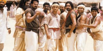 Remember Ismail of 'Lagaan'? A special relationship with Aamir Khan, this handsome hunk seems father - India tv hindi