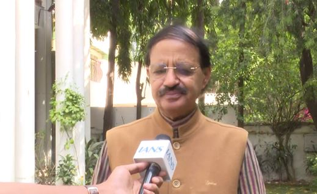 Savarkar was not a religious man, he would not digest the BJP who used to eat and drink: Rashid Alvi