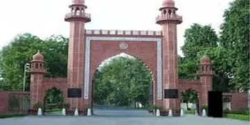 Students Played Holi at AMU: Students played Holi in AMU, first for a special place Holi program, students played holi in amu, for the first time holi program was organized at a special place