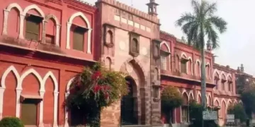 Students not allowed to celebrate Holi Milan Samaroh in Amu: Students in Aligarh Muslim University did not get Holi Milan ceremony permission