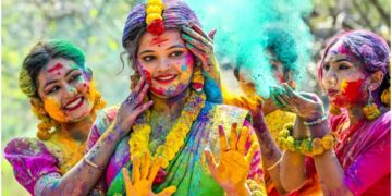 Take care of the skin before playing Holi, will not be able to harm color and Gulal - India tv hindi