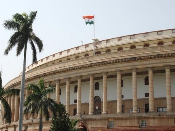 The Center announced a 24% increase in salary and pension of MPs; Monthly salary was Rs 1.24 lakh