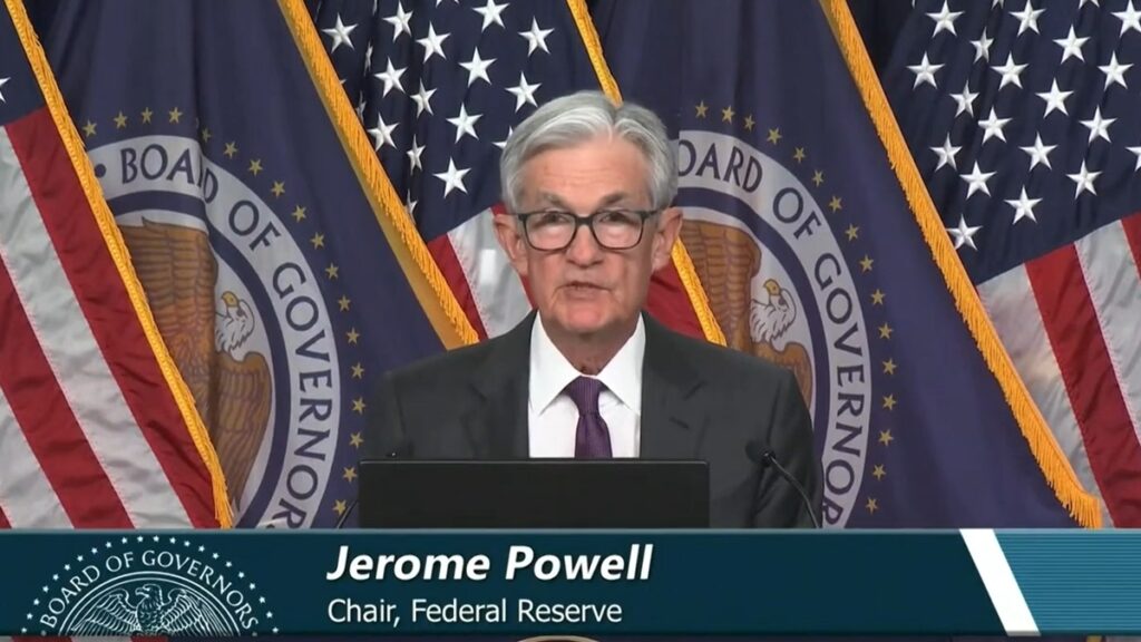 US Fed Reserve did not make any changes in interest rates, impact of Trump's tariff - India tv hindi