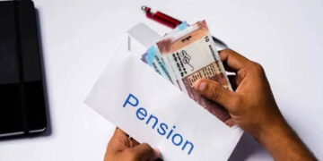 1 अप्रैल से लागू होगी यूनिफाइड पेंशन स्कीम, अब हर सरकारी कर्मचारियों को मिलेगी निश्चित Pe
