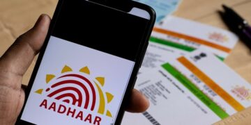 घर बैठे आधार कार्ड में मोबाइल नंबर कैसे अपडेट करें, ये रही आसान प्रोसेस
